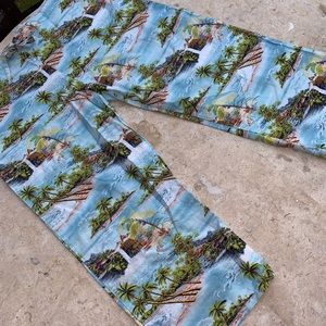 Ocean beach Apparel cropped pants